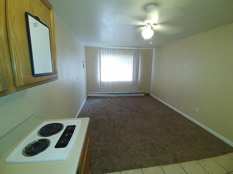 Bruin Manor (TS) — Photo 3