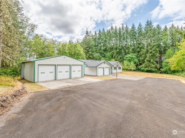 128 View Crest Drive, Castle Rock, WA 98611