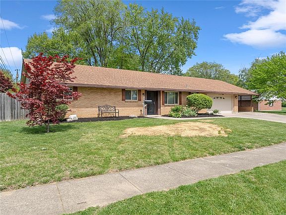 2nd image of 1125 Georgian Dr