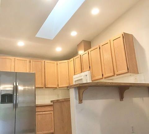 4th image of 11721 22nd St NE