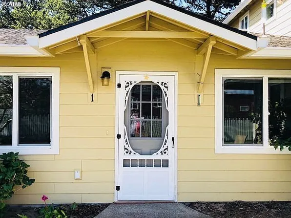 350 5th Ave APT 1, Seaside, OR 97138