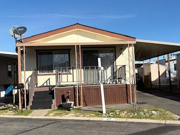 27 Golden Inn Way, Rancho Cordova, CA 95670