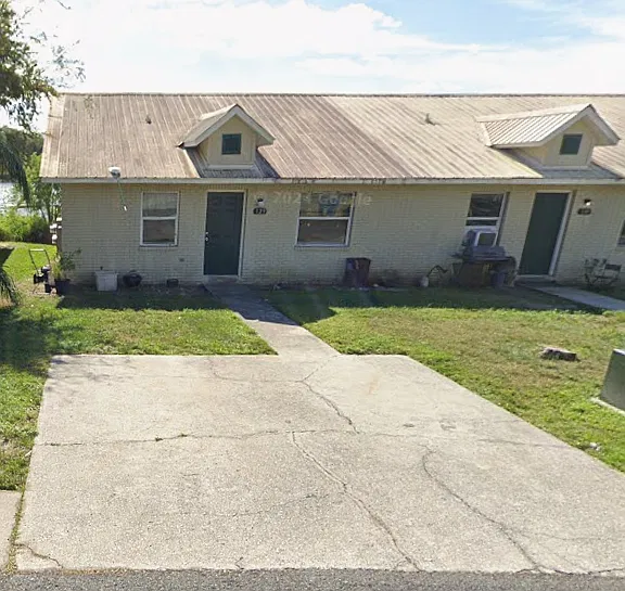 3 bed, 1018 sqft, $1,500 — Photo 1