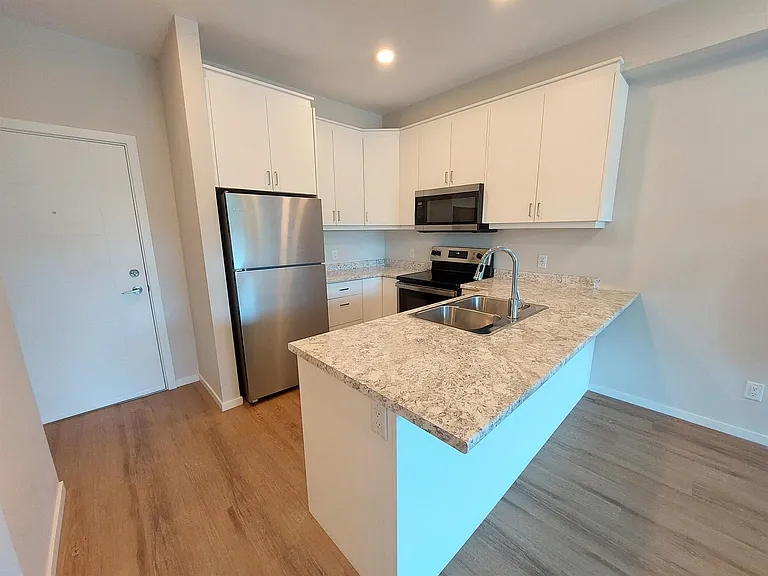 657 Redington Ave #408 — Photo 18