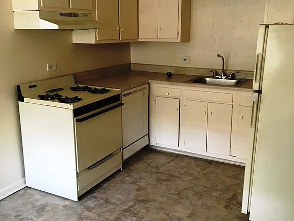 4th image of 8245 S Drexel Ave APT 2F