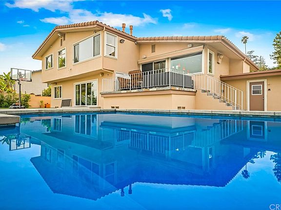 4th image of 4516 Totana Dr