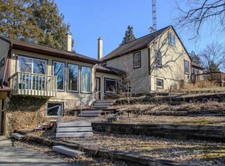 8380 Thurston Rd, Pinckney, MI 48169