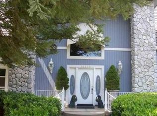 20220 Ferret Ct, Groveland, CA 95321