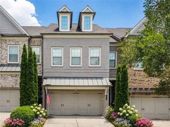 1011 Milhaven Dr, Roswell, GA 30076