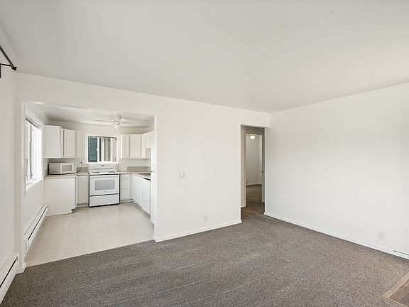4th image of 625 W Nickerson St APT 1