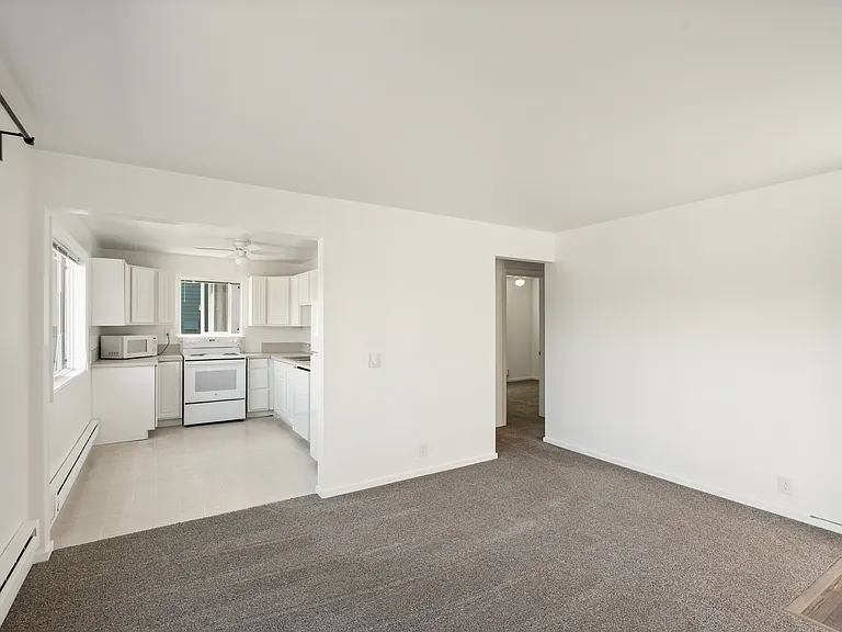 625 W Nickerson St #1 — Photo 4