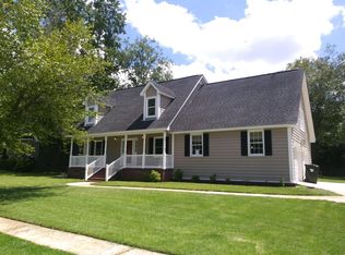 104 Westmoreland St, Summerville, SC 29483