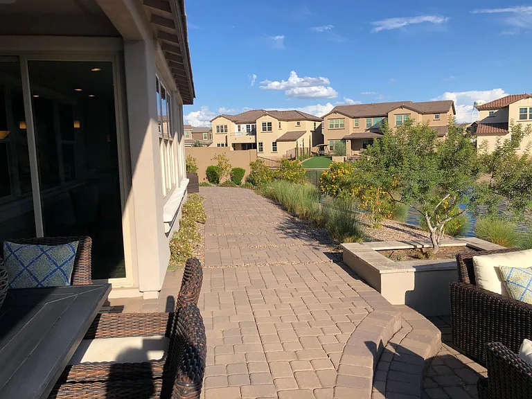 949 W Angel Dr — Photo 26