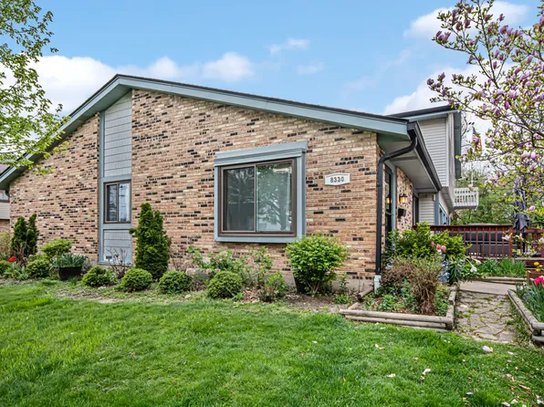 8330 Portsmouth Dr Unit C, Darien, IL 60561