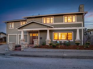 511 8th St, Pacific Grove, CA 93950