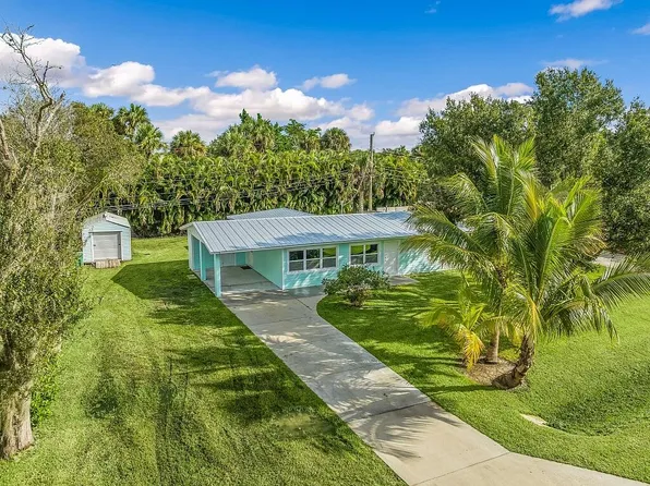 910 Coral Street, Fort Pierce, FL 34982