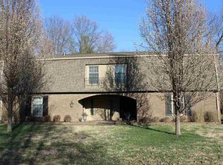 4222 Pine Dr, Newburgh, IN