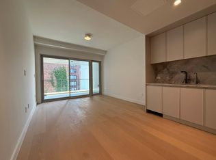 250 25th St #5F, New York, NY 10010