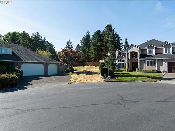 3rd image of 14292 NW Lakeshore Ct