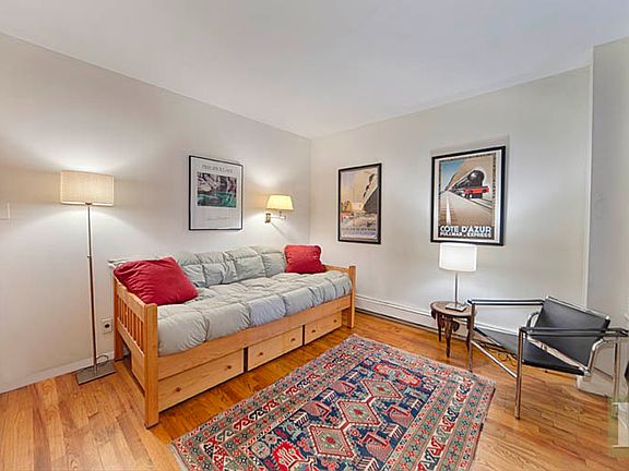 4th image of 330 W End Ave APT 11A