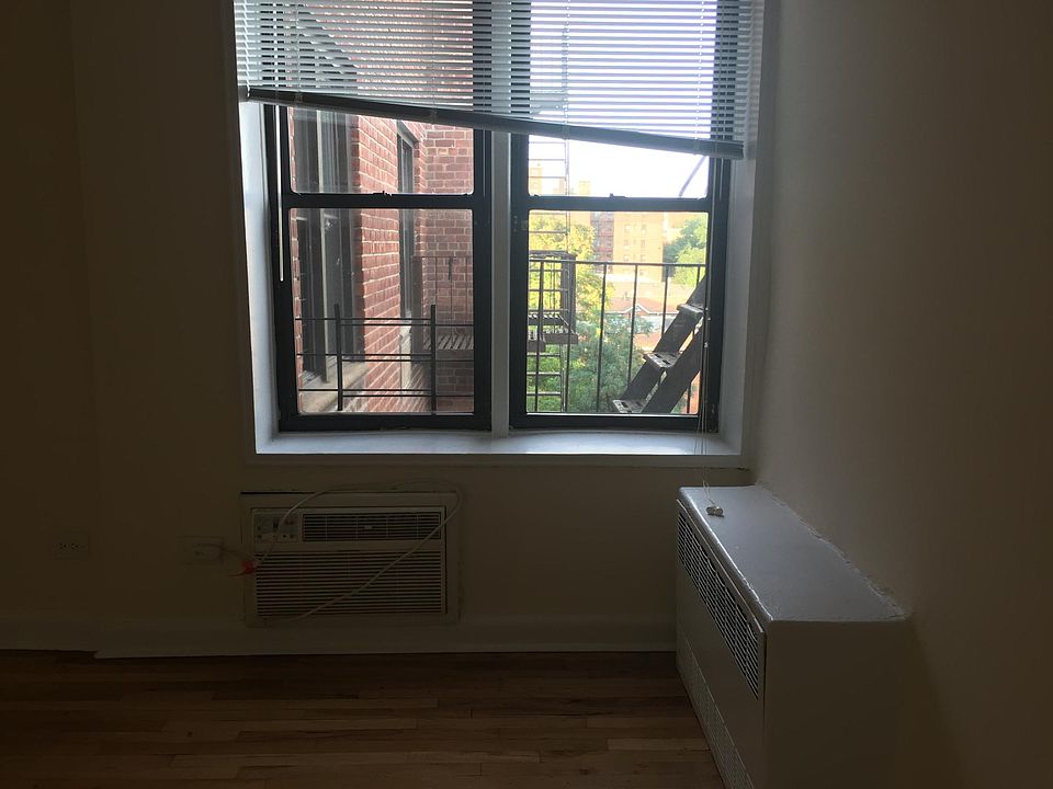 1st image of 4510 Kissena Blvd