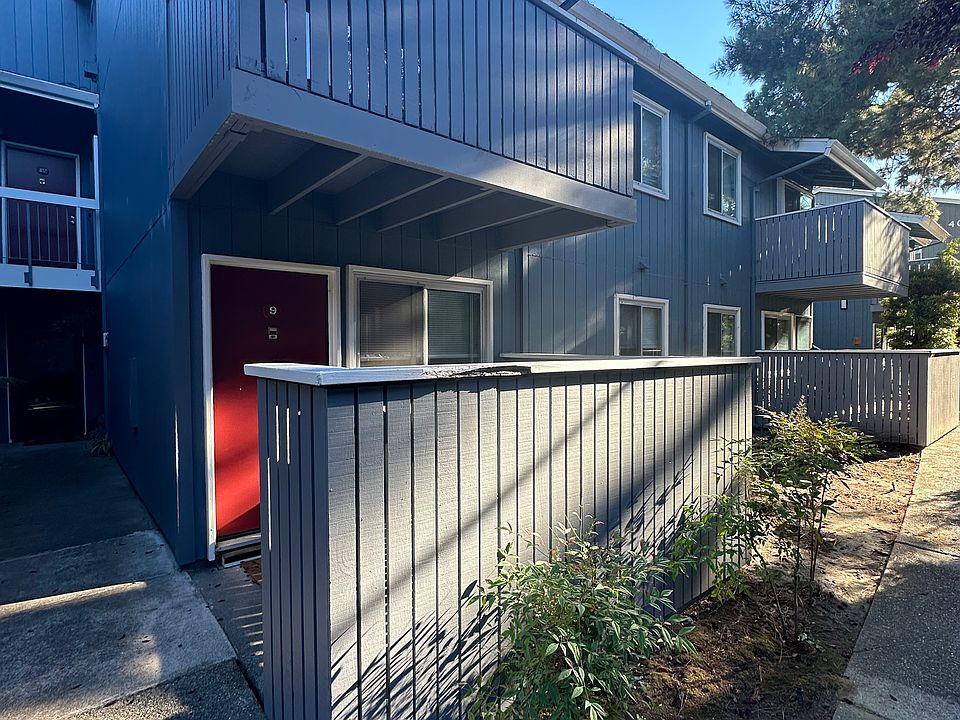 1st image of 401 Piccadilly Pl APT 9