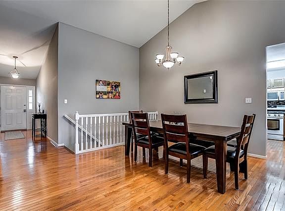 3rd image of 10934 Cedarberry Pl