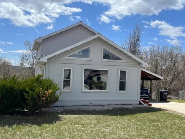 2201 Wilson Ave, Hot Springs, SD 57747