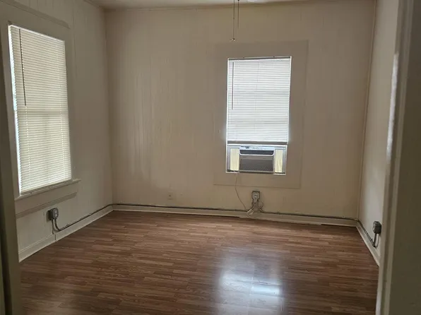 215 E Fest St, San Antonio, TX 78204