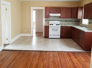 141 Leslie St #1, Newark, NJ 07112