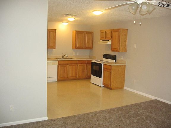 5th image of 1525 Trigg Ln APT 704