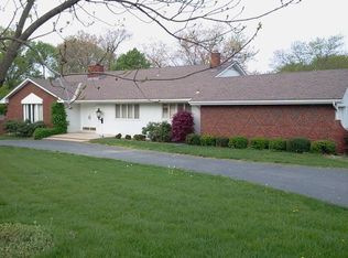 10300 Lee Blvd, Leawood, KS 66206