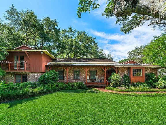 4th image of 5440 Hammock Dr