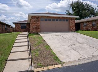 661 Lake Carolyn Cir, Lakeland, FL 33813