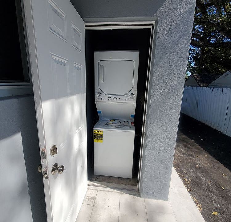 1st image of 4315 NW 24th Ave #0