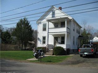 194 E Woodland St, Meriden, CT 06451