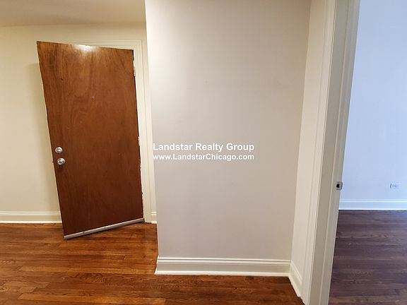 4th image of 907 W Agatite Ave APT 1