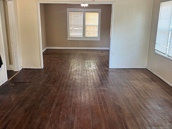 2nd image of 321 W 1st St