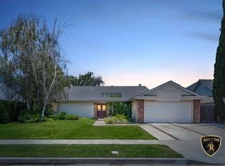 266 Redfield Ave, Thousand Oaks, CA 91320