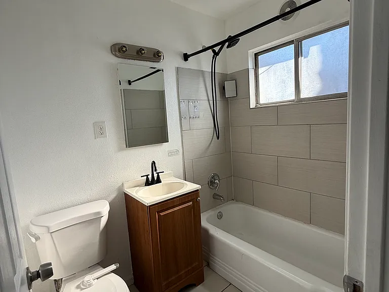 419 W Ramona Dr — Photo 11
