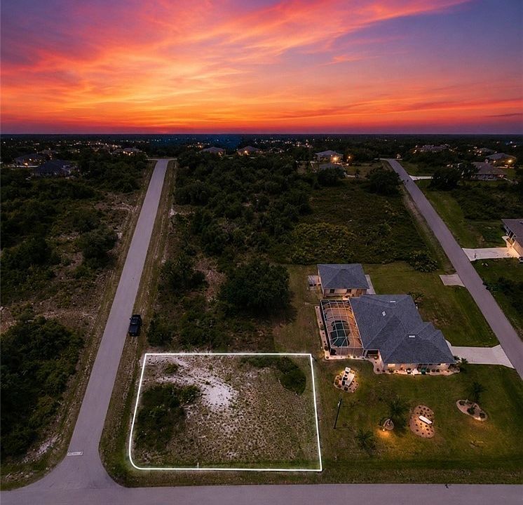 1st image of 29245 Meadowlark Ln