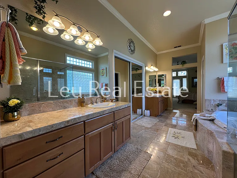 131 Gage Ct — Photo 29