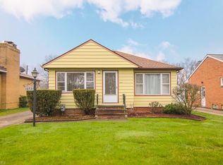 10721 Barrington Blvd, Parma Heights, OH 44130