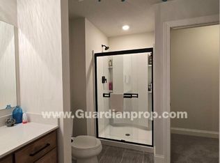 6454 Timber Arch Dr, Chaska, MN 55318