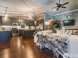 224 Airstrip Rd, Spicewood, TX 78669