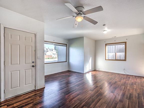 3rd image of 1820 4th St
