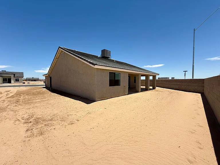 3877 E Santa Rosalina Ln — Photo 22