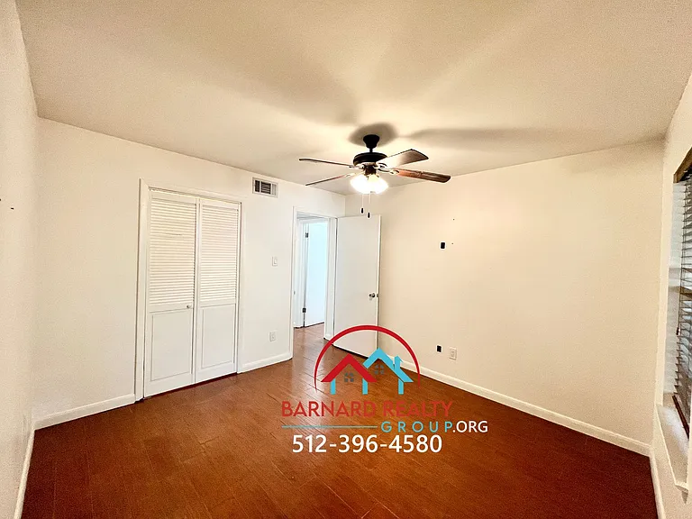 402 Fredericksburg St — Photo 20