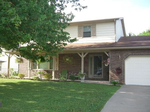 312 Arbor Dr, Swansea, IL 62226