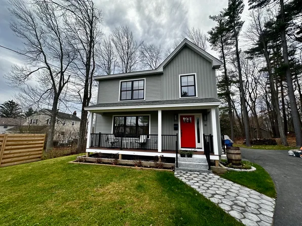 10 June St, Portland, ME 04102